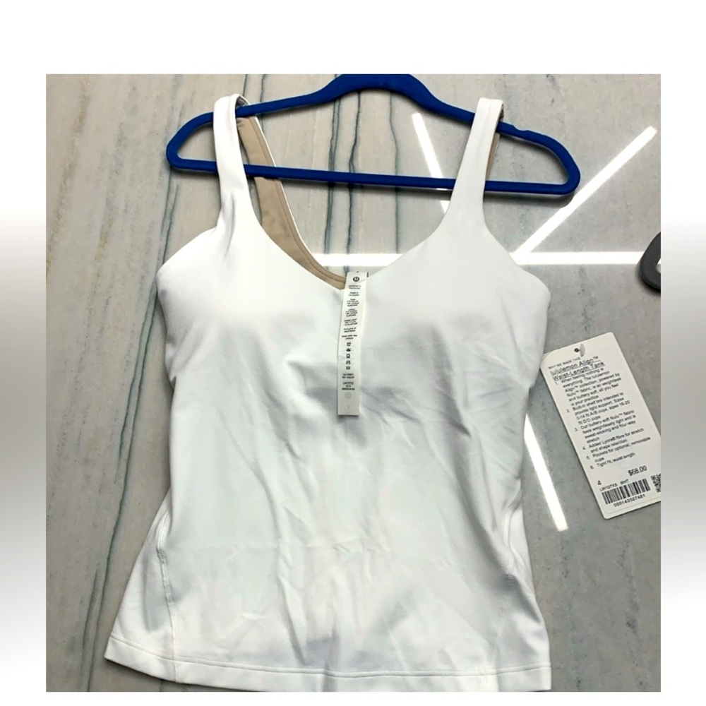 Lululemon brand new with tags Align Waist-Length top size 4